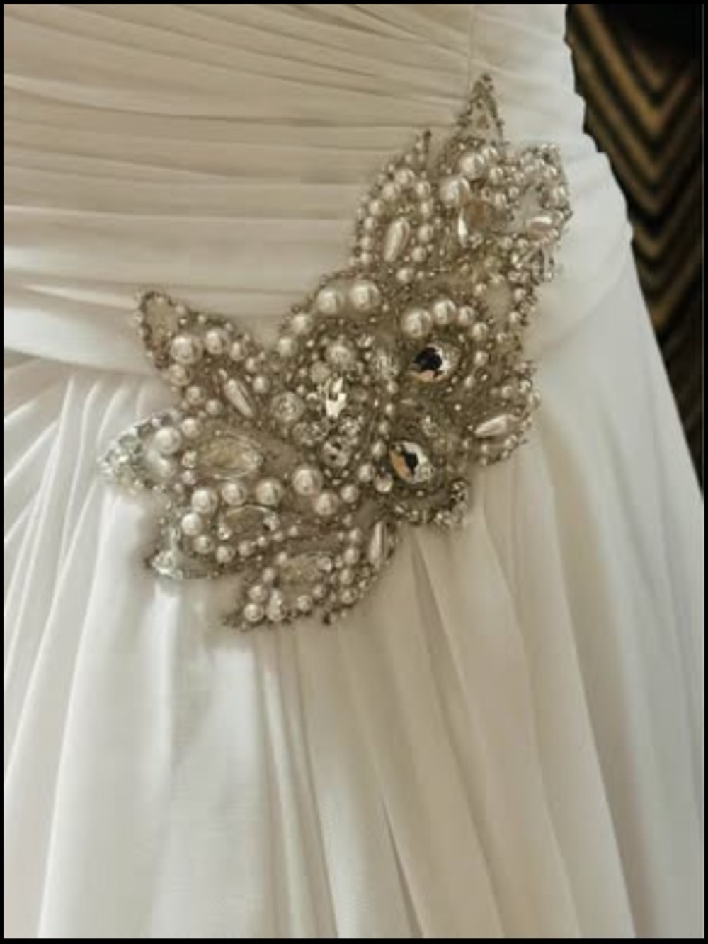 NWT David’s Bridal Elegant White Halter Ruched Wedding Gown - Picture 3 of 6